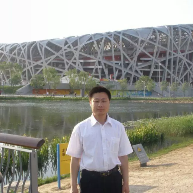 唐世峰.png